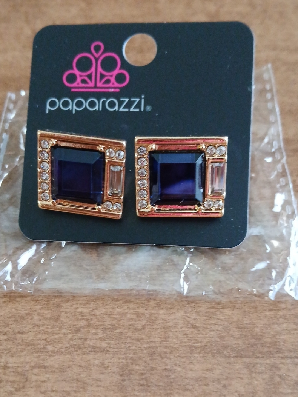 Paparazzi Mens Gold-Tone W/ Blue Square Stone Cuff Links
